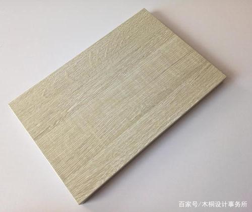 衣柜定制指南丨這些實(shí)戰(zhàn)經(jīng)驗(yàn)請你務(wù)必Get! 三聚氰胺飾面板